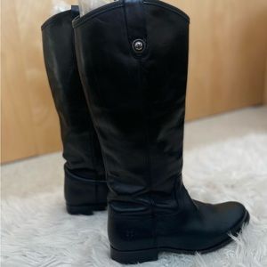 Women’s Melissa Frye boot, size 8